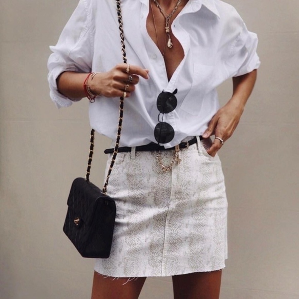 PAIGE SZ 27 WHITE SNAKE PRINT SKIRT